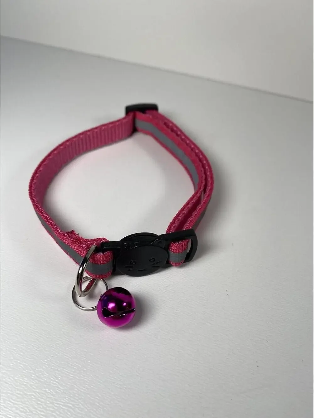Cat Breakaway Collar New With Jingle Bell Reflective Strip Adjustable Safety